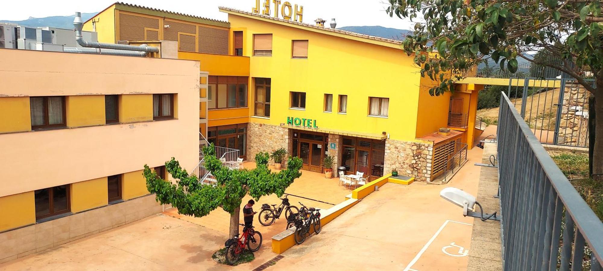 Hotel Font Del Pla La Jonquera Buitenkant foto