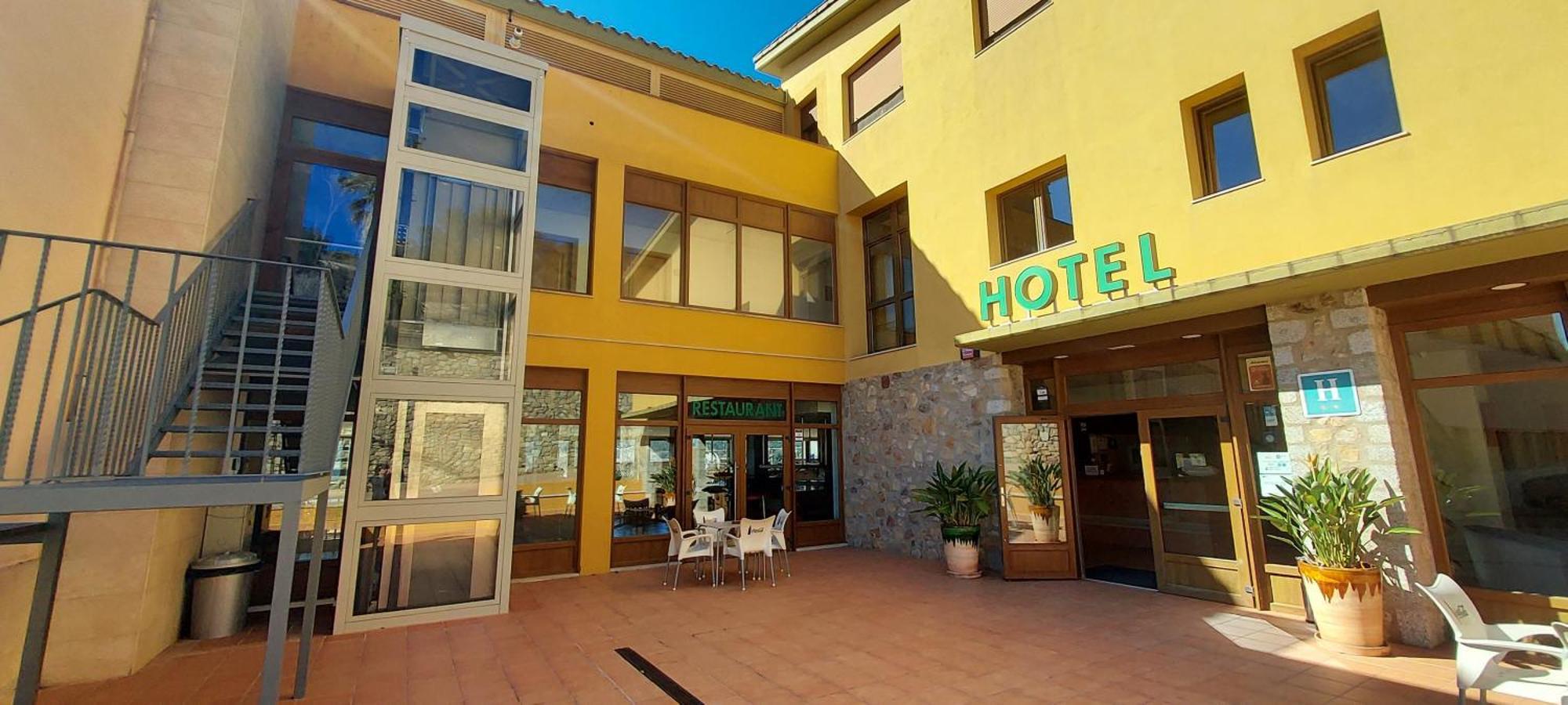 Hotel Font Del Pla La Jonquera Buitenkant foto